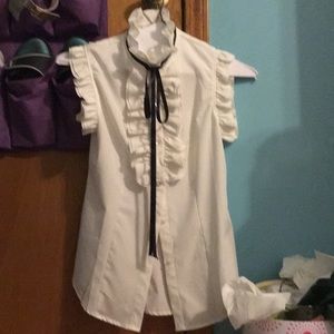 Korean-style ruffled shirt